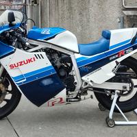 Suzuki gsx r 750  