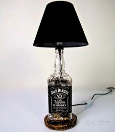 Lampade con bottiglia