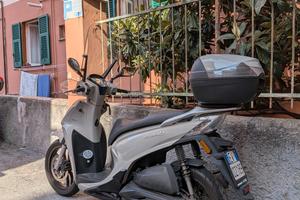 Kymco People 150 S