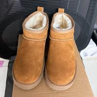 Stivali da neve casual UGG  Marrone Castagna EU38