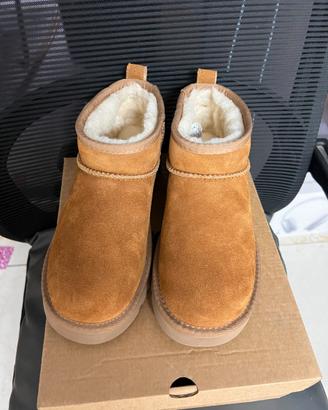 Stivali da neve casual UGG  Marrone Castagna EU38