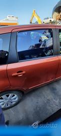 NISSAN NOTE 2008 - PORTA POSTERIORE DESTRO