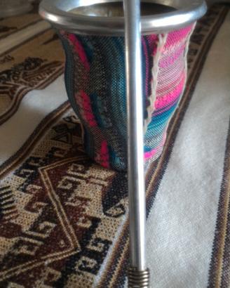 Tazza e cannuccia per mate