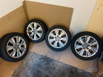 Cerchi in legga  con gomme  M+S Audi A1