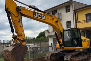 Escavatore JCB JS235HD