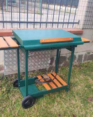 Barbecue a gas OMPAGRILL con due griglie in ghisa