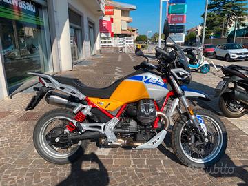 Moto Guzzi V85 TT - 2026