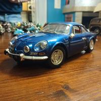 Modellino Alpine A110 1/18