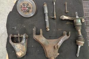 KIT RUOTA ANTERIORE DESTRO PER FRONTERA A 2.2i