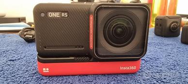 Action Cam Insta360 One RS con Accessori