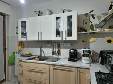 Cucina angolare misure 273x166 + colonna e frigo