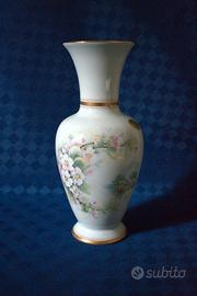 Vaso in porcellana di Limoges