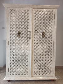 Armadio in madreperla indiano artigianale
