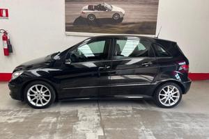 MERCEDES-BENZ B 150 Sport