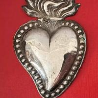 Ex voto antico cuore metallo
