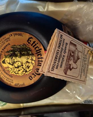 Brandy Vecchia Romagna etichetta oro