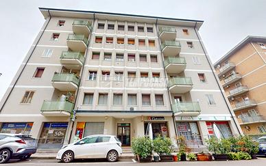 Appartamento al terzo piano con garage doppio e so