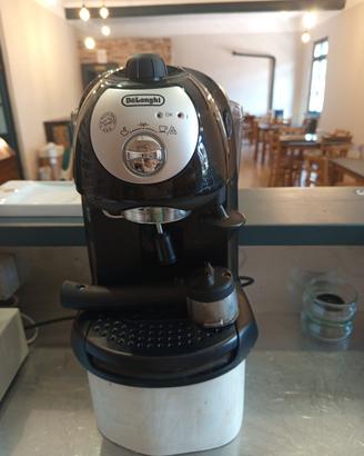 macchina del caffè DeLonghi
