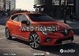 Renault clio ricambi musata frontale 2022