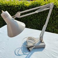 Lampada scrivania braccio snodabile