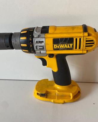 Trapano avvitatore Dwwalt