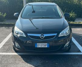 Opel J Astra 2012