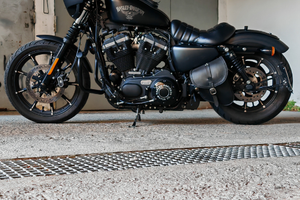 Harley-davidson 883 iron 2017 22.000 km