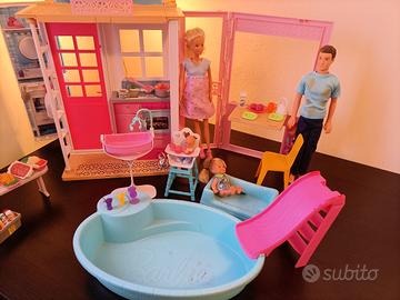 casa Barbie con accessori 
