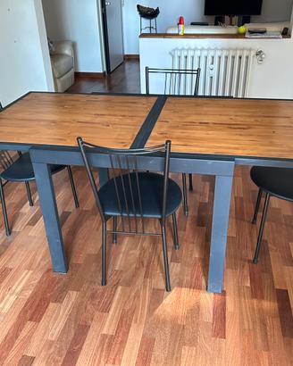 Tavolo stile industriale