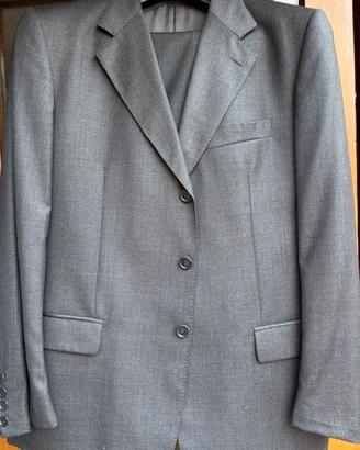 Vestito uomo grigio