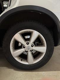 Pneumatici (treno invernale + estivo) - 215/60 R17