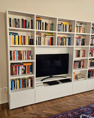 Libreria con mobile tv