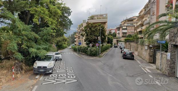 FIUMICINO - QUADRILOCALE con GIARDINO e P.AUTO