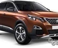 Peugeot 3008 disponibili ricambi c82