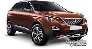 Peugeot 3008 disponibili ricambi c82