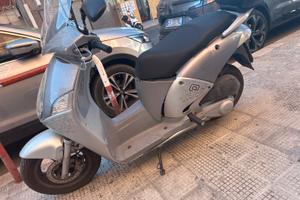 Honda @ 150 nes