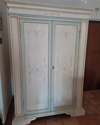 Armadio guardaroba artigianale, dipinto a mano