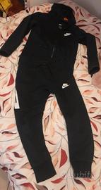 tuta nike 8-10 anni