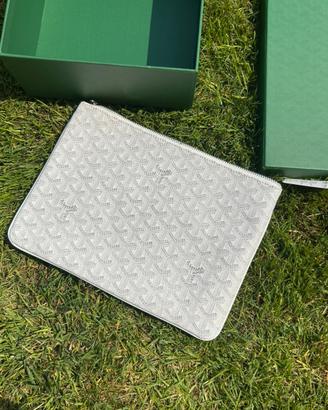 Pochette goyard