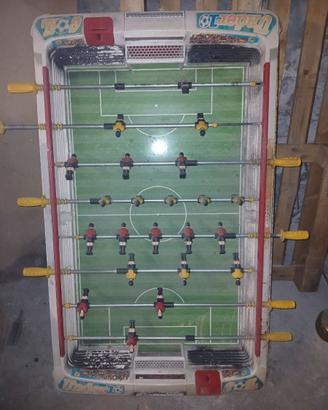 calcetto da restaurare