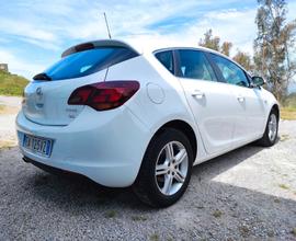 Opel Astra 1.4 Turbo 140CV 5 porte Cosmo