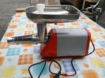 Macchina per passata di pomodoro
