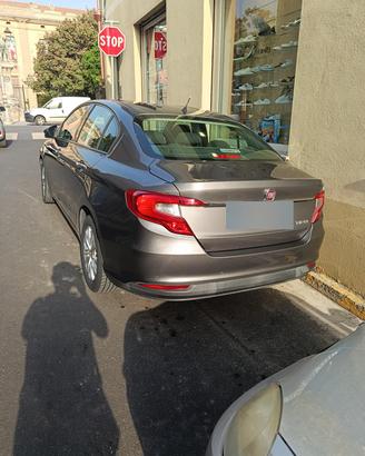 Fiat  Tipo 1400  berlina benzina 