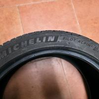 1x Michelin Pilot Alpin 5 225/40/18 92V invernale