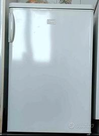 Frigorifero con freezer
