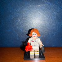 Mini figure Joker versione infermiera con TNT