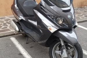 Piaggio XEvo 250 - 2009