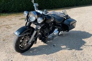 Harley-Davidson Touring Road King CENTENARIO