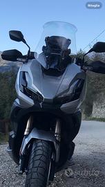 Honda ADV 350 del 2023