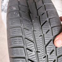 4 gomme invernali Yokohama 165 60r15 77T